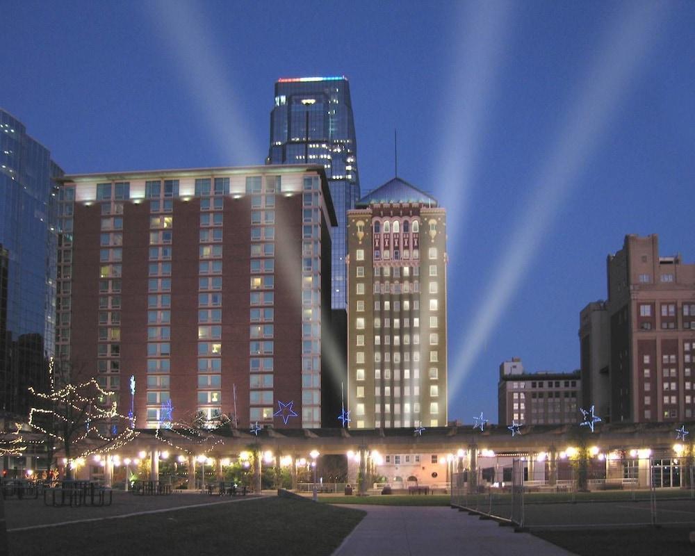 Holiday Inn Kansas City Downtown Aladdin エクステリア 写真